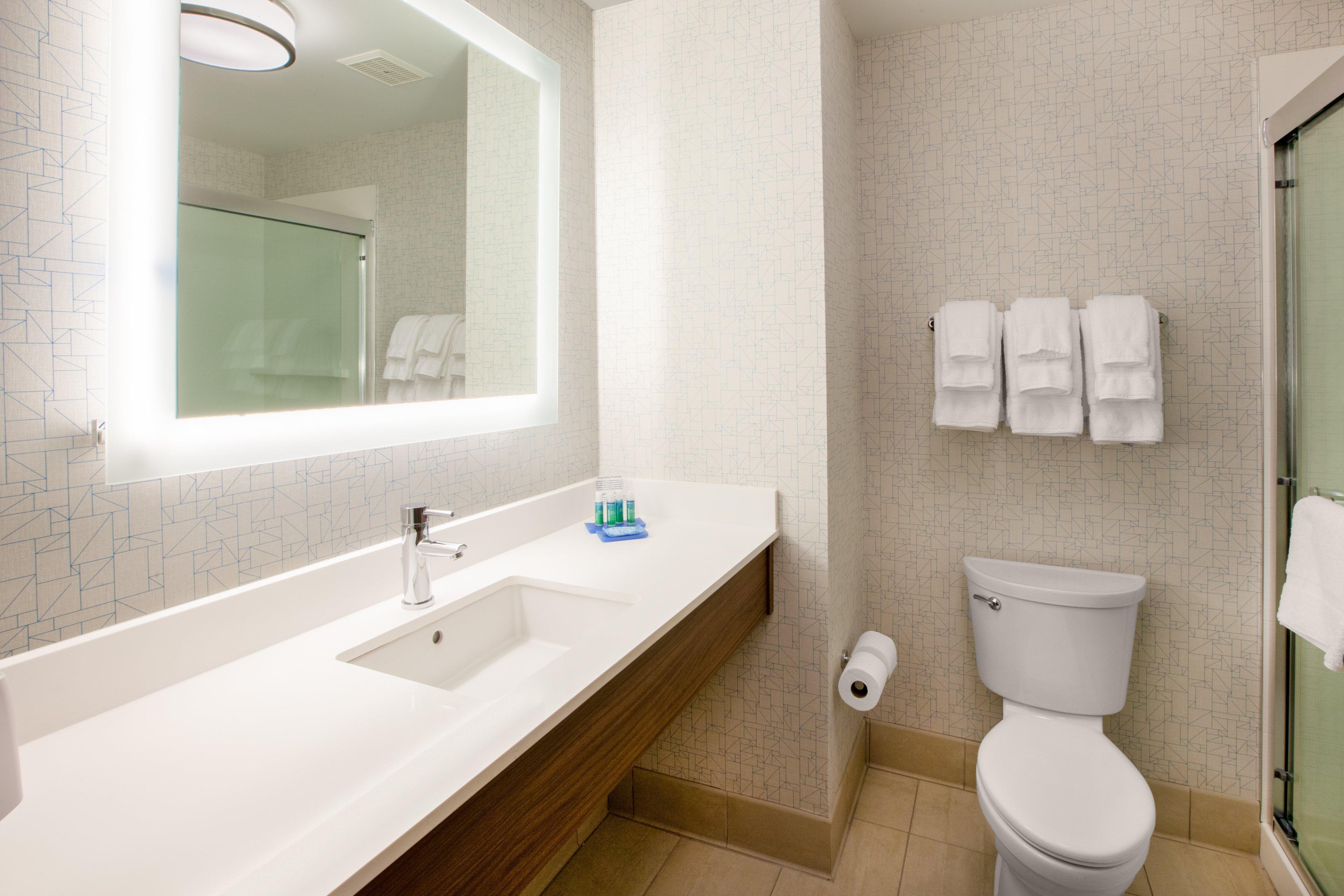 Holiday Inn Express Hotel & Suites Boston - Marlboro By Ihg Hudson Exterior photo