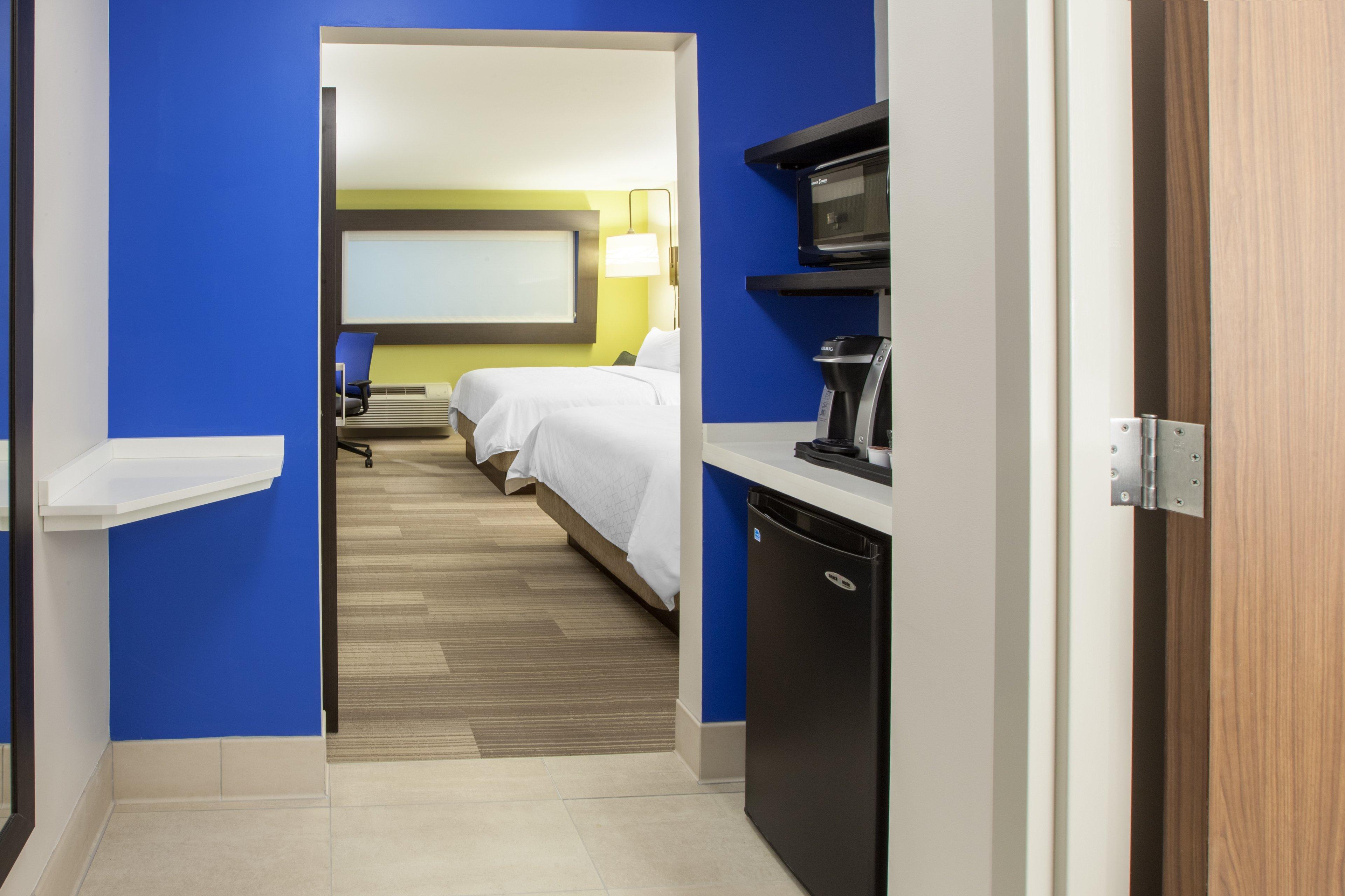 Holiday Inn Express Hotel & Suites Boston - Marlboro By Ihg Hudson Exterior photo