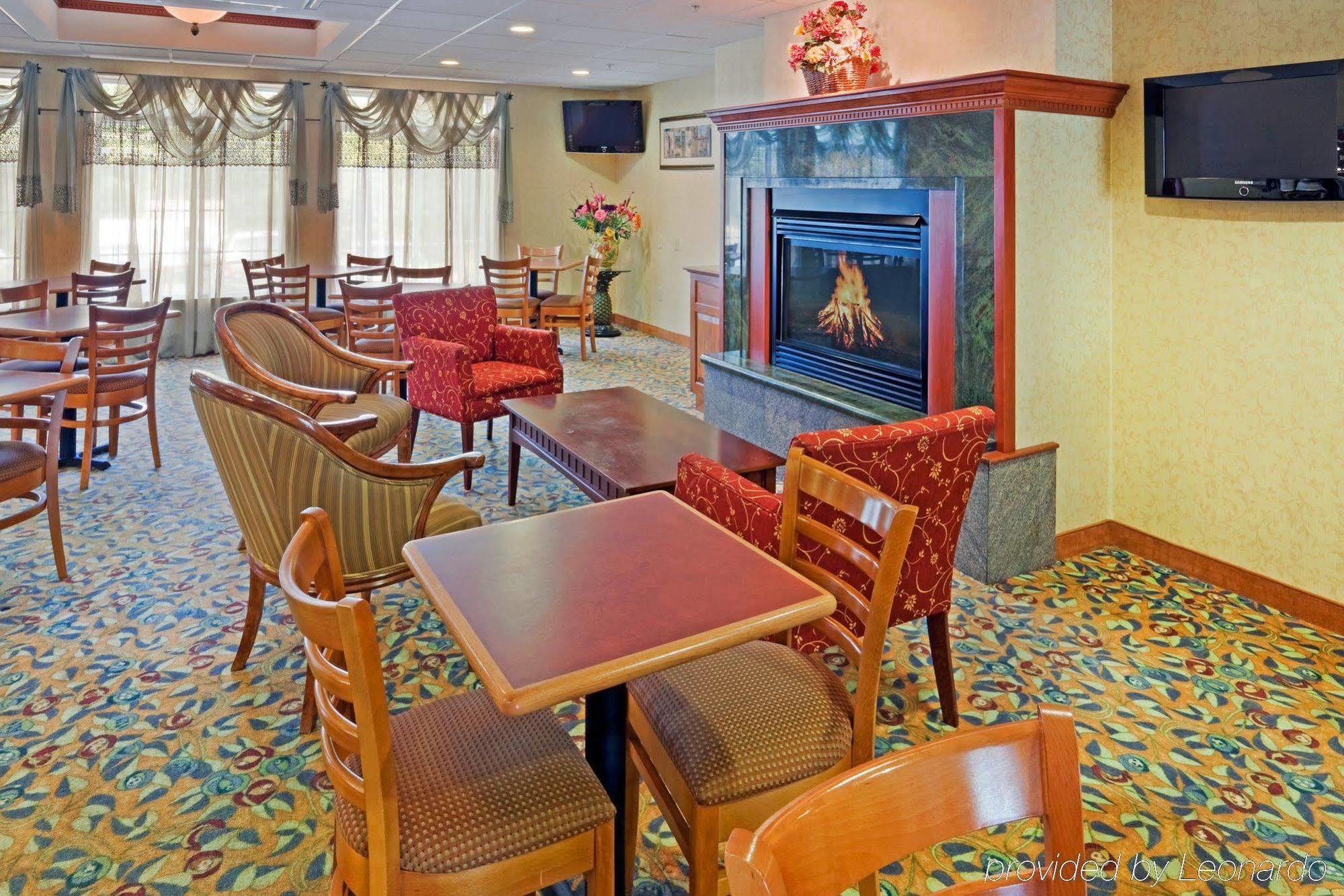 Holiday Inn Express Hotel & Suites Boston - Marlboro By Ihg Hudson Exterior photo